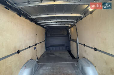 Грузовой фургон Mercedes-Benz Sprinter 2020 в 