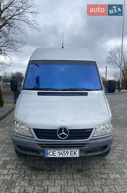 Грузовой фургон Mercedes-Benz Sprinter 2004 в Новоднестровске