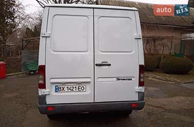 Грузовой фургон Mercedes-Benz Sprinter 2004 в Каменец-Подольском