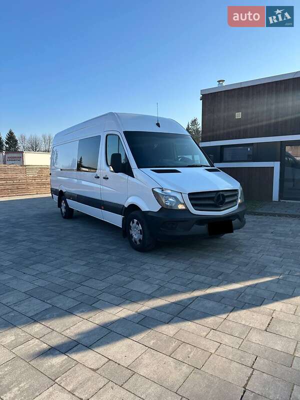 Микроавтобус Mercedes-Benz Sprinter 2016 в 