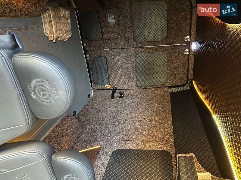 Мікроавтобус Mercedes-Benz Sprinter 2016 в Тячеві