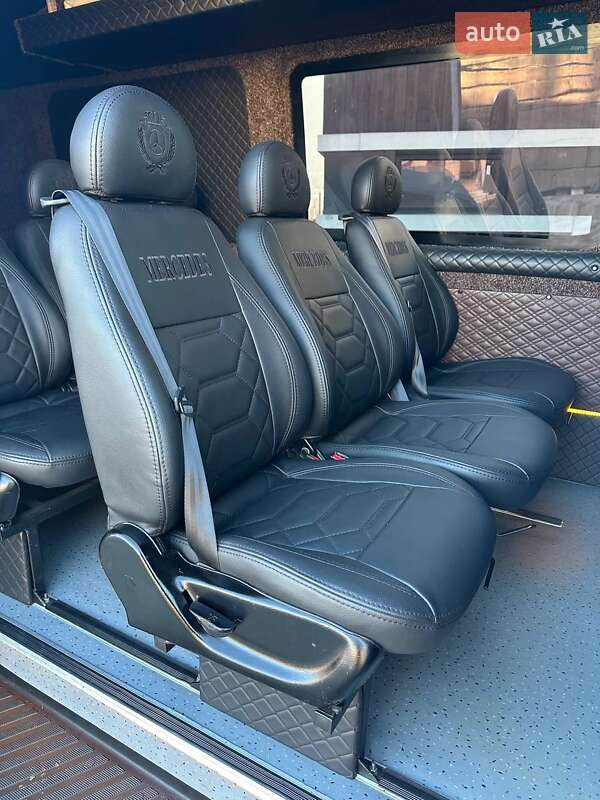 Мікроавтобус Mercedes-Benz Sprinter 2016 в Тячеві