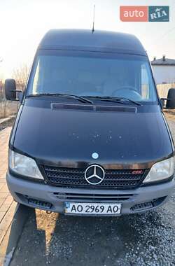 Вантажний фургон Mercedes-Benz Sprinter 2004 в Ужгороді