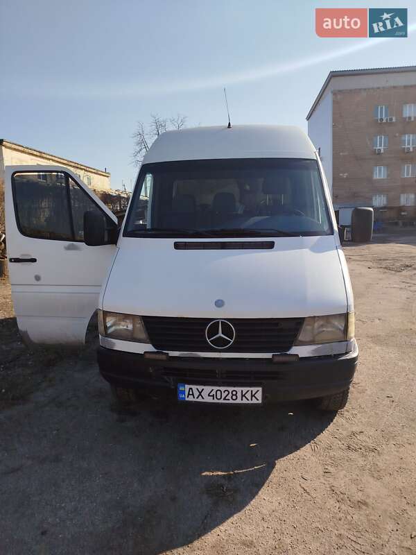 Вантажний фургон Mercedes-Benz Sprinter 1998 в 