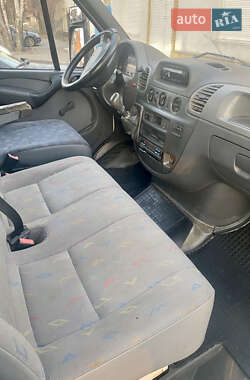 Грузопассажирский фургон Mercedes-Benz Sprinter 2004 в 