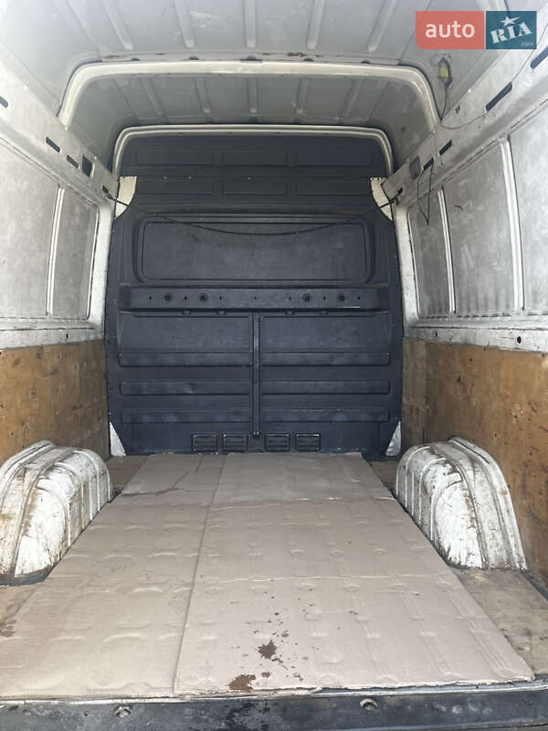 Грузопассажирский фургон Mercedes-Benz Sprinter 2004 в Львове
