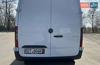 Грузовой фургон Mercedes-Benz Sprinter 2020 в 