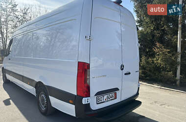 Грузовой фургон Mercedes-Benz Sprinter 2020 в 