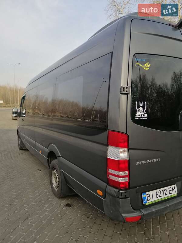 Туристичний / Міжміський автобус Mercedes-Benz Sprinter 2014 в Полтаві