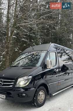 Туристический / Междугородний автобус Mercedes-Benz Sprinter 2014 в Умани