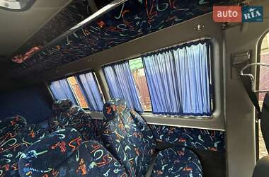 Микроавтобус Mercedes-Benz Sprinter 2005 в 