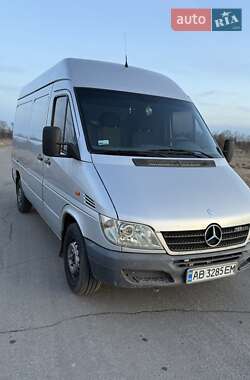 Грузовой фургон Mercedes-Benz Sprinter 2004 в Баре