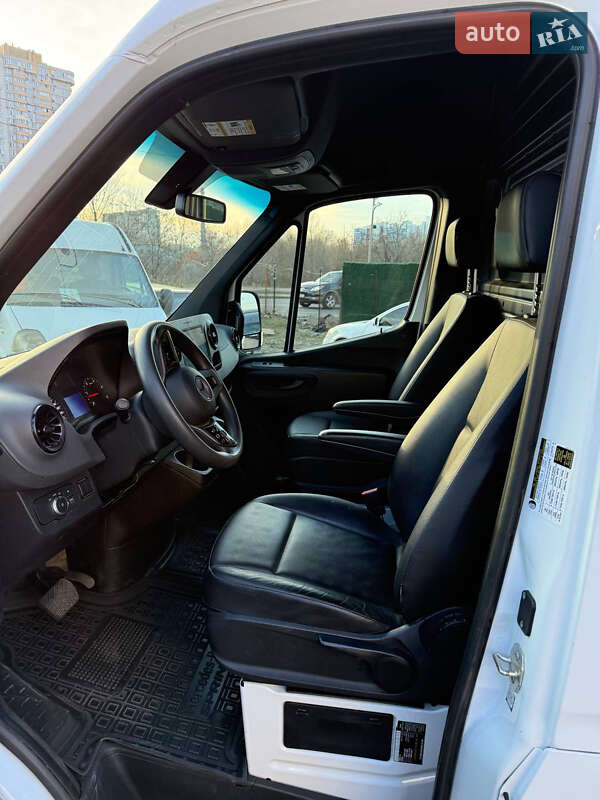 Грузовой фургон Mercedes-Benz Sprinter 2022 в Киеве