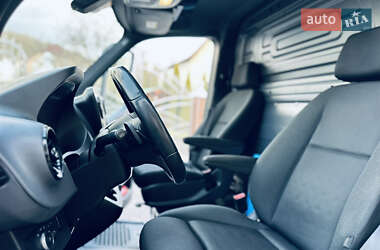 Грузовой фургон Mercedes-Benz Sprinter 2018 в 