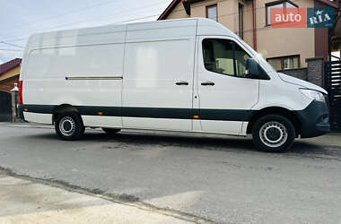 Грузовой фургон Mercedes-Benz Sprinter 2018 в 