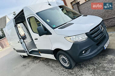 Грузовой фургон Mercedes-Benz Sprinter 2018 в 