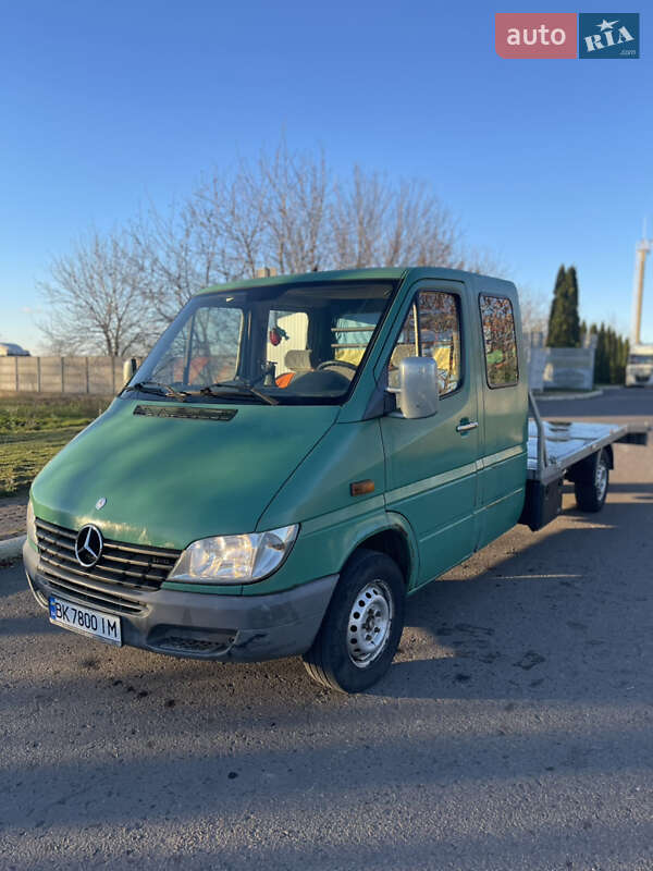 Mercedes-Benz Sprinter 2000