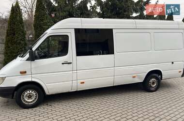 Вантажопасажирський фургон Mercedes-Benz Sprinter 2004 в Львові