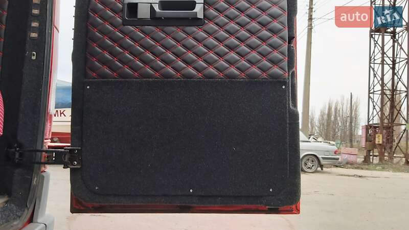 Туристический / Междугородний автобус Mercedes-Benz Sprinter 2004 в Николаеве