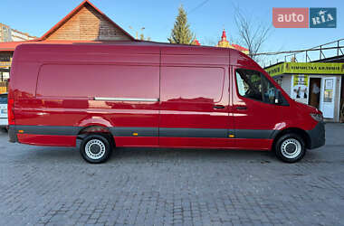 Грузовой фургон Mercedes-Benz Sprinter 2019 в 
