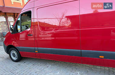Грузовой фургон Mercedes-Benz Sprinter 2019 в 