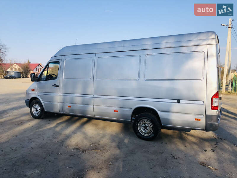 Грузовой фургон Mercedes-Benz Sprinter 2005 в Дрогобыче