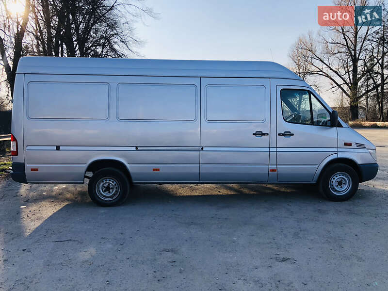 Грузовой фургон Mercedes-Benz Sprinter 2005 в Дрогобыче