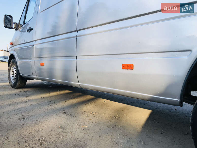 Грузовой фургон Mercedes-Benz Sprinter 2005 в Дрогобыче