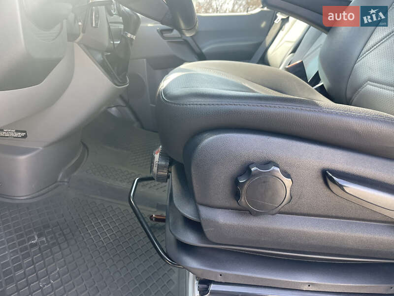 Грузопассажирский фургон Mercedes-Benz Sprinter 2017 в Тернополе фото 4 Грузопассажирский фургон Mercedes-Benz Sprinter 2017 в Тернополе