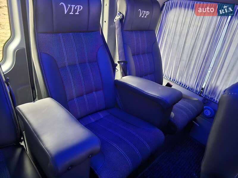 Туристичний / Міжміський автобус Mercedes-Benz Sprinter 2013 в Березному