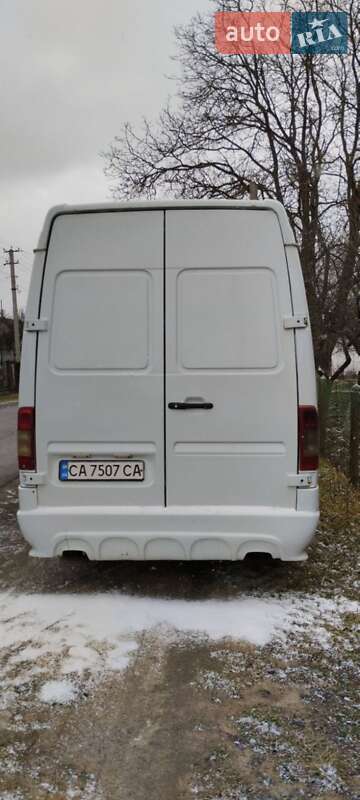 Микроавтобус Mercedes-Benz Sprinter 2001 в Ровно фото 3 Микроавтобус Mercedes-Benz Sprinter 2001 в Ровно