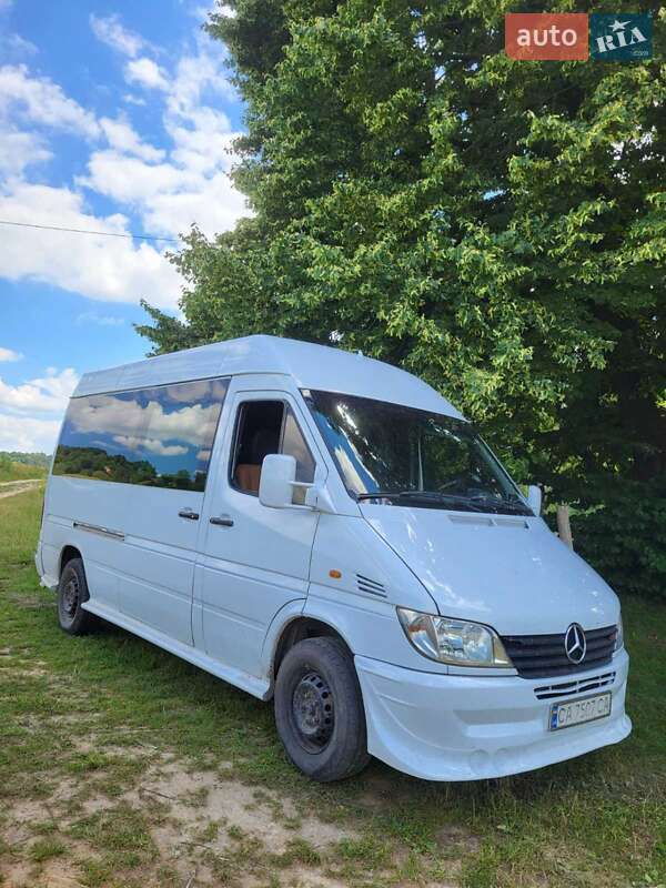 Микроавтобус Mercedes-Benz Sprinter 2001 в Ровно фото 7 Микроавтобус Mercedes-Benz Sprinter 2001 в Ровно