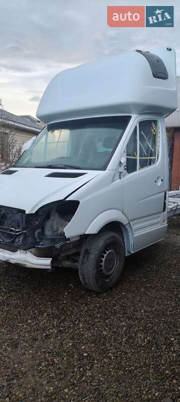 Тентованый Mercedes-Benz Sprinter 2011 в Косове