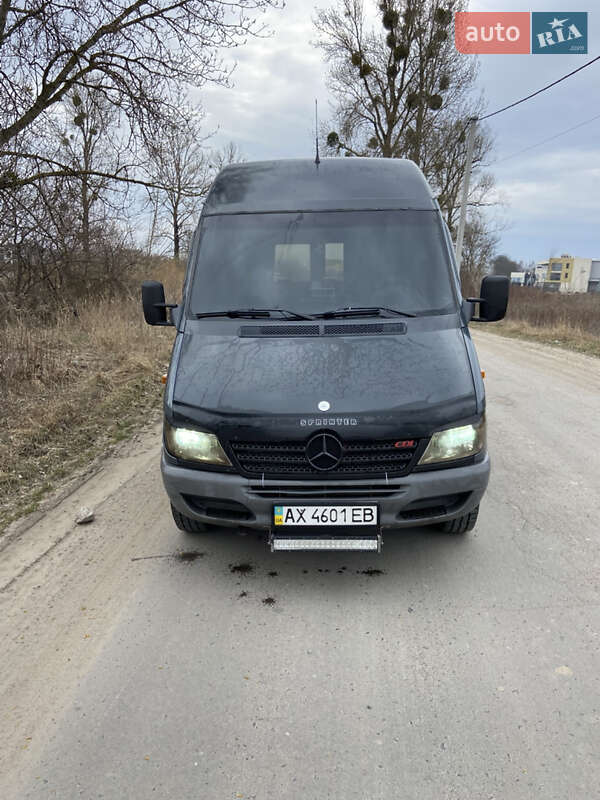 Вантажний фургон Mercedes-Benz Sprinter 2005 в Львові