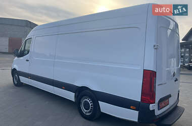 Грузовой фургон Mercedes-Benz Sprinter 2018 в 