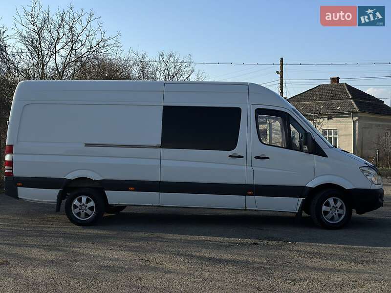 Микроавтобус Mercedes-Benz Sprinter 2011 в 