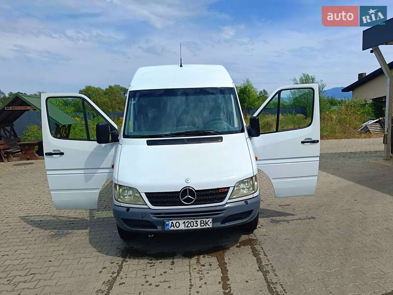 Грузовой фургон Mercedes-Benz Sprinter 2006 в Иршаве фото 25 Грузовой фургон Mercedes-Benz Sprinter 2006 в Иршаве