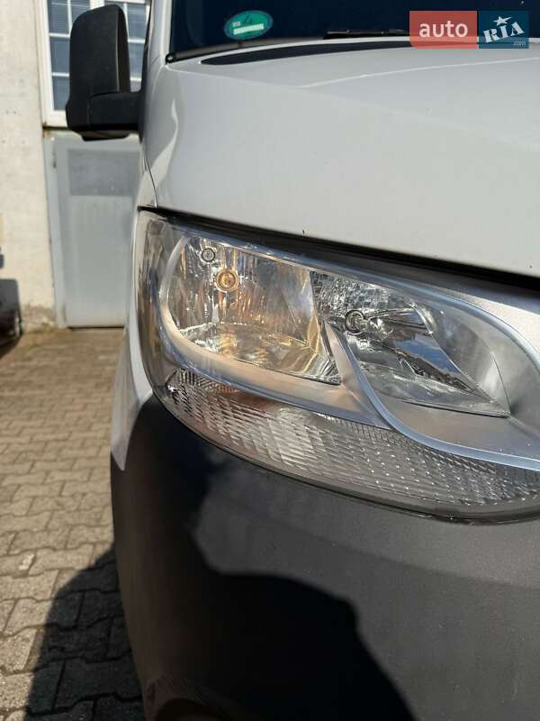 Вантажний фургон Mercedes-Benz Sprinter 2018 в Києві