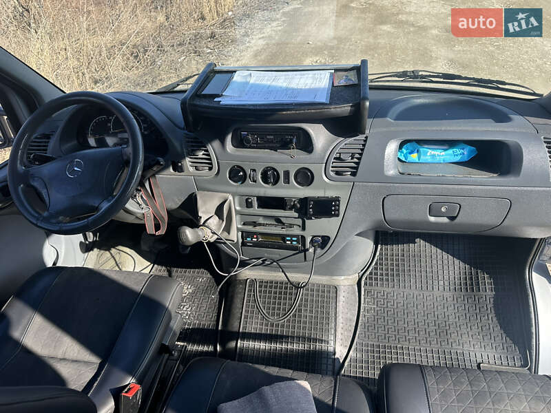 Мікроавтобус Mercedes-Benz Sprinter 2004 в Вишнівці