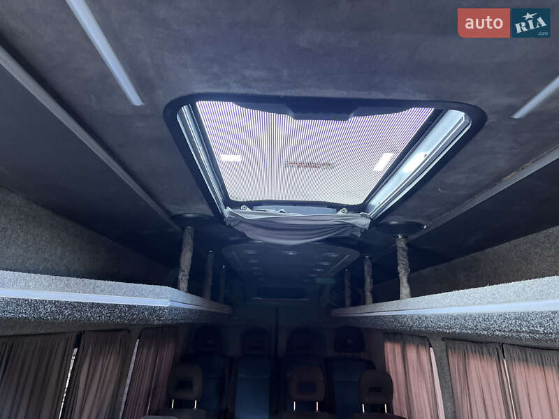 Туристический / Междугородний автобус Mercedes-Benz Sprinter 2014 в Черновцах