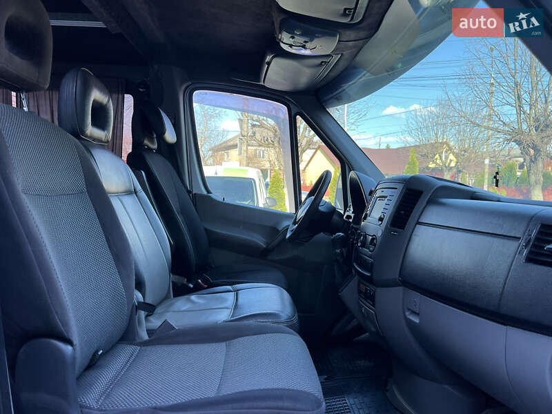 Туристический / Междугородний автобус Mercedes-Benz Sprinter 2014 в Черновцах