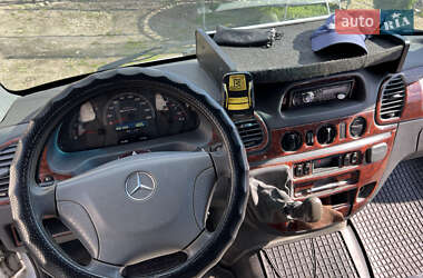 Вантажний фургон Mercedes-Benz Sprinter 2003 в 