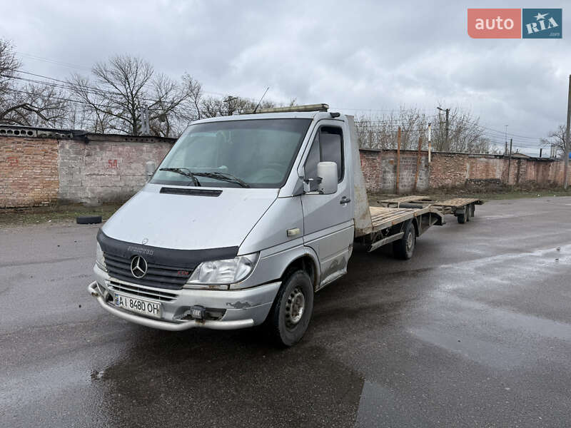 Эвакуатор Mercedes-Benz Sprinter 2002 в 