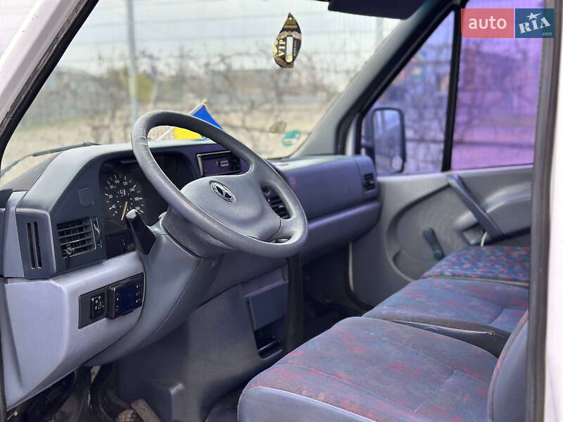Туристичний / Міжміський автобус Mercedes-Benz Sprinter 2000 в Дніпрі