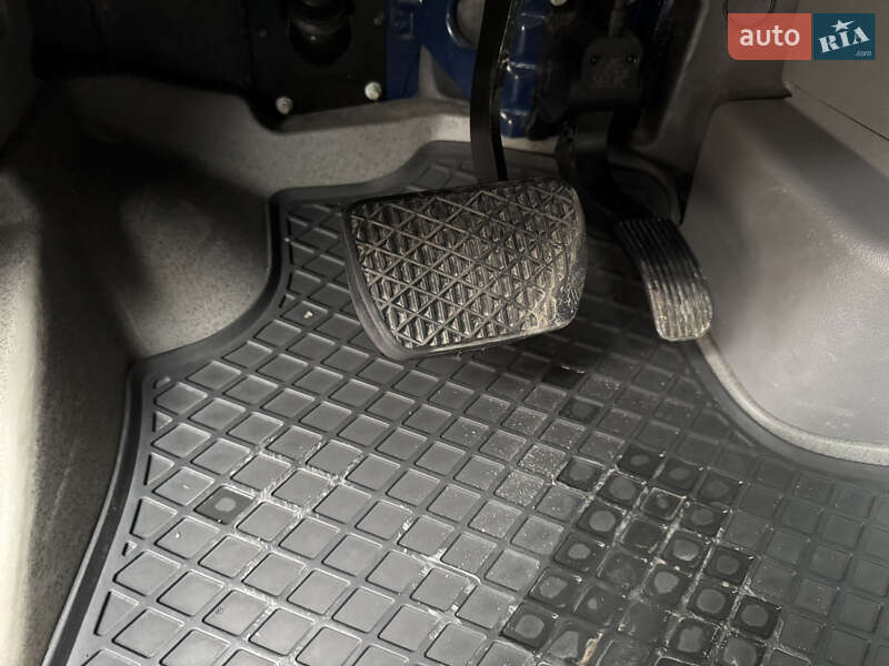 Микроавтобус Mercedes-Benz Sprinter 2014 в Тернополе фото 30 Микроавтобус Mercedes-Benz Sprinter 2014 в Тернополе