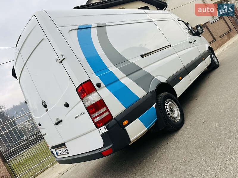 Грузовой фургон Mercedes-Benz Sprinter 2017 в Тячеве