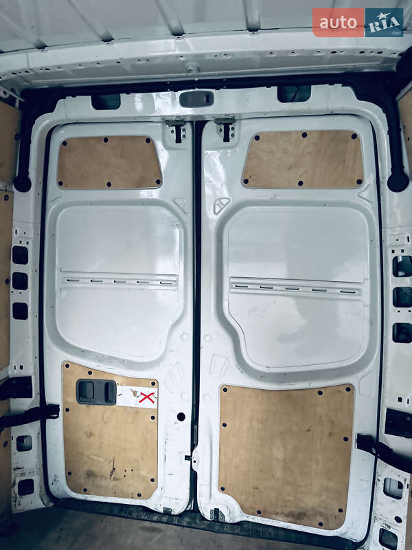 Грузовой фургон Mercedes-Benz Sprinter 2017 в Тячеве