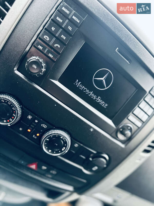 Грузовой фургон Mercedes-Benz Sprinter 2017 в Тячеве