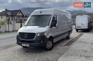 Вантажний фургон Mercedes-Benz Sprinter 2020 в 