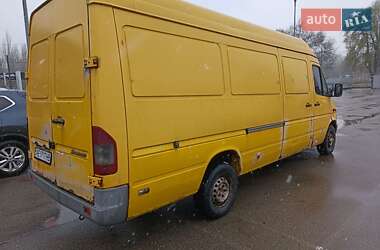 Вантажний фургон Mercedes-Benz Sprinter 2005 в 